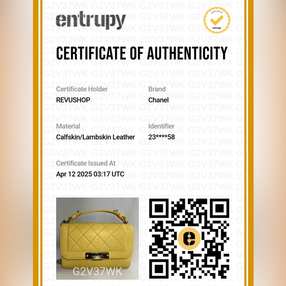 Chanel Label Click Flap Bag. - Picture 9 of 9